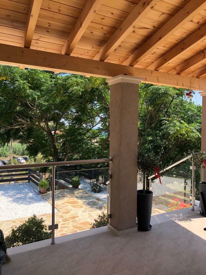 Villa Aelia Gardeno วิตาลาเดส ภายนอก รูปภาพ